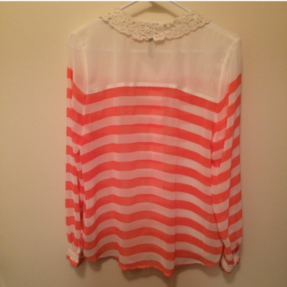 LC Lauren Conrad button up blouse - Picture 3 of 3